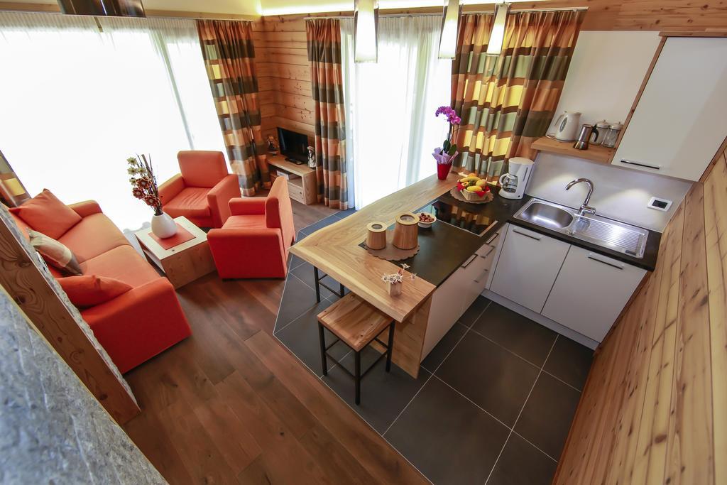 Residence Merk Селва ди Вал Гардена Стая снимка